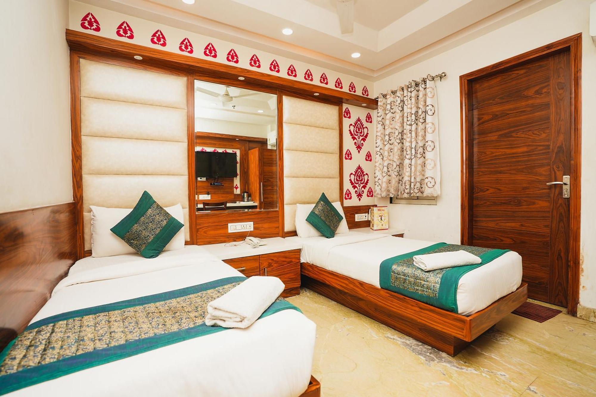 Hotel Kabir Palace Karol Bagh Нью-Делі Екстер'єр фото