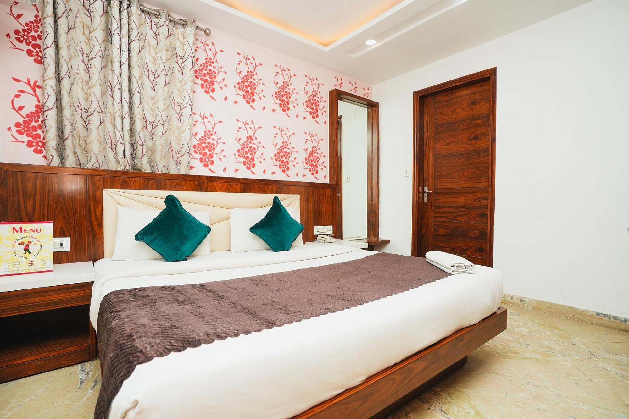Hotel Kabir Palace Karol Bagh Нью-Делі Екстер'єр фото