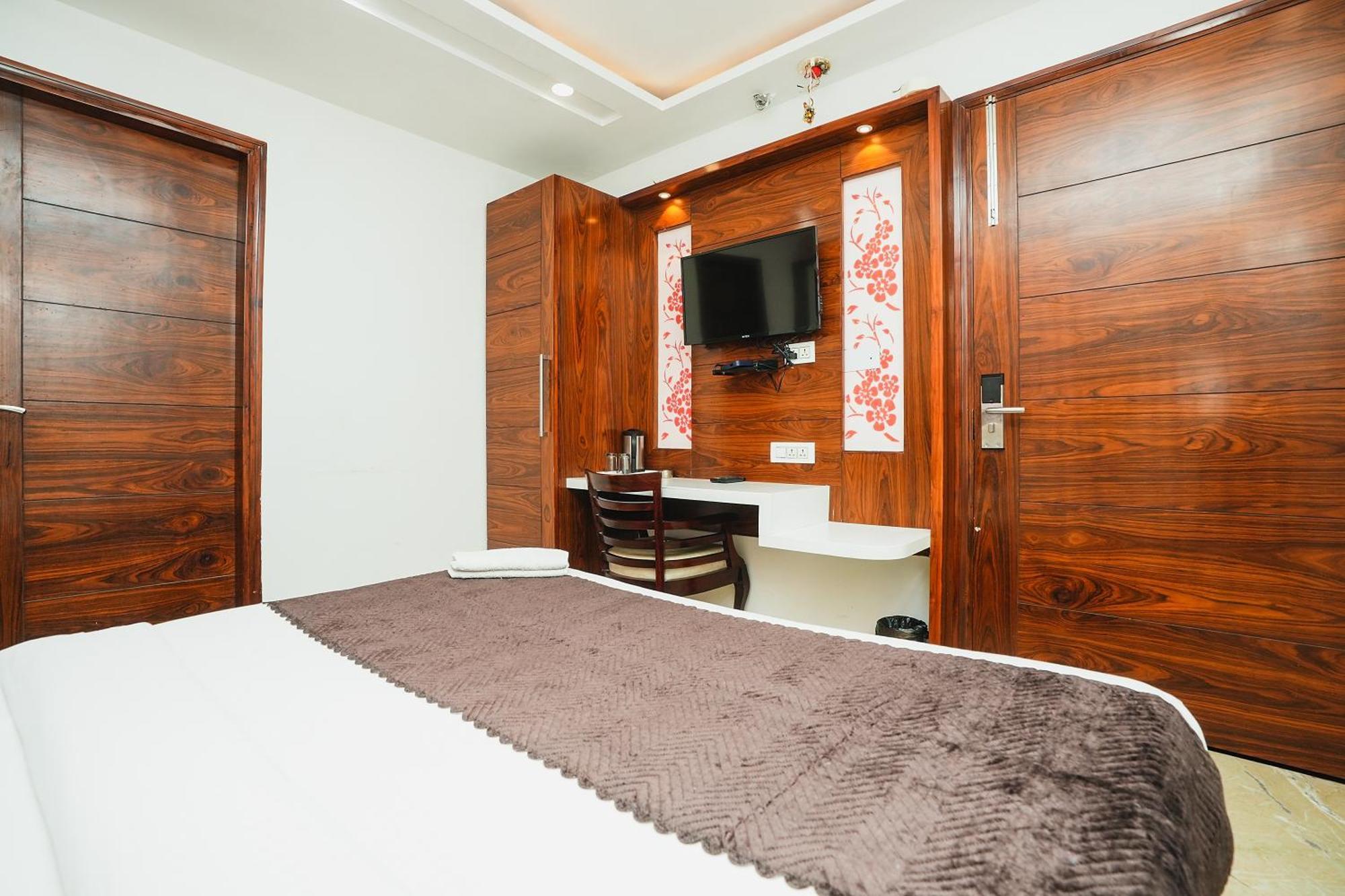 Hotel Kabir Palace Karol Bagh Нью-Делі Екстер'єр фото