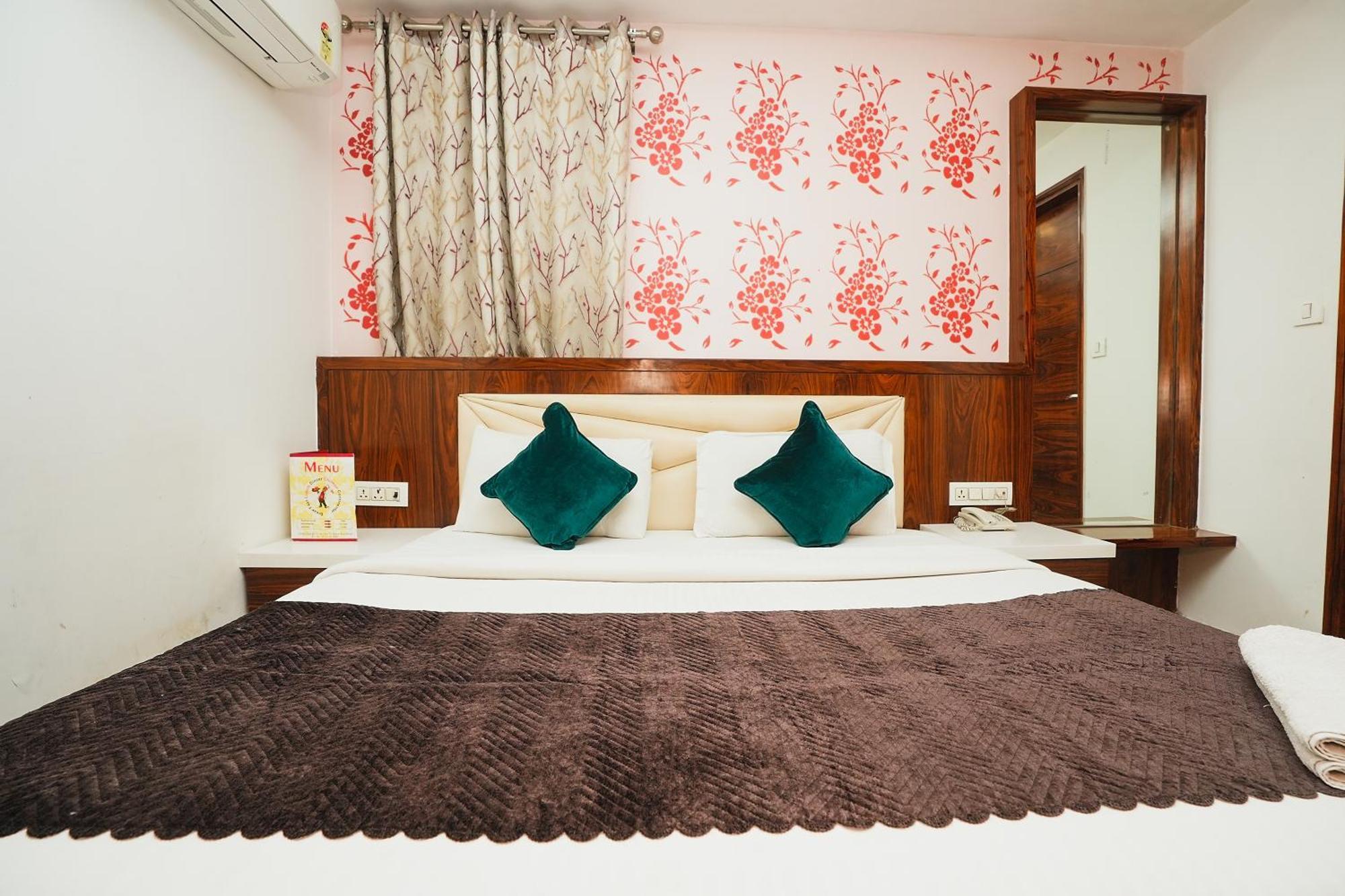 Hotel Kabir Palace Karol Bagh Нью-Делі Екстер'єр фото